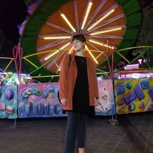 Meet your Posher, Ellery